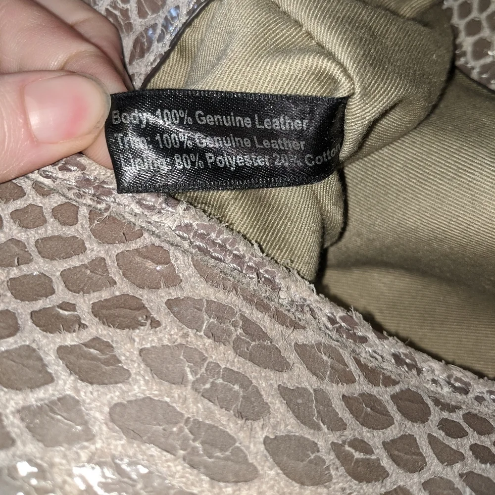 ⬇️$115 Stone Cobra G.I.L.I. Hobo